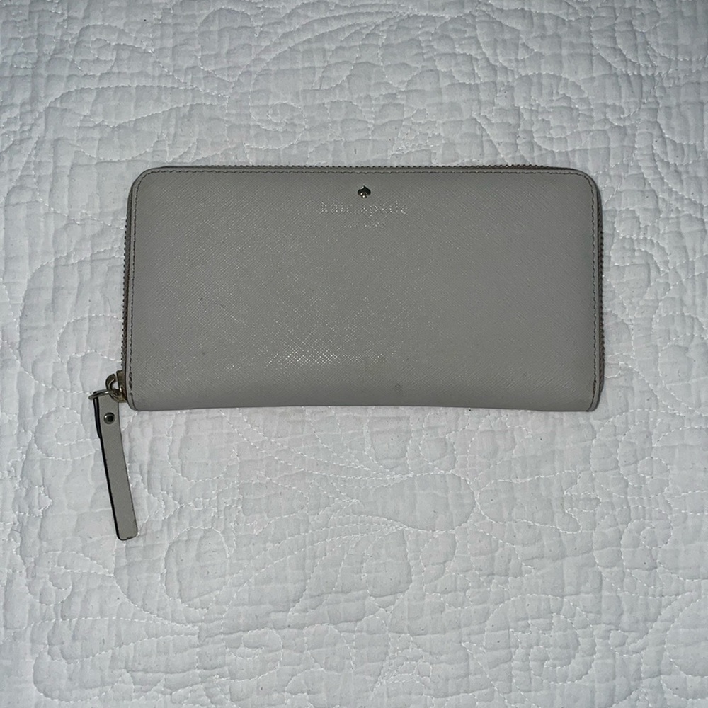 Light grey Kate spade wallet